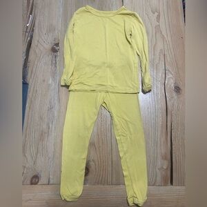Kyte Baby 2T long sleeve pajamas